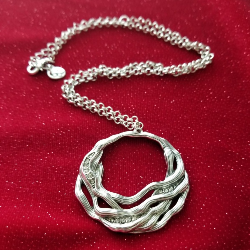 Classy Silver Necklace